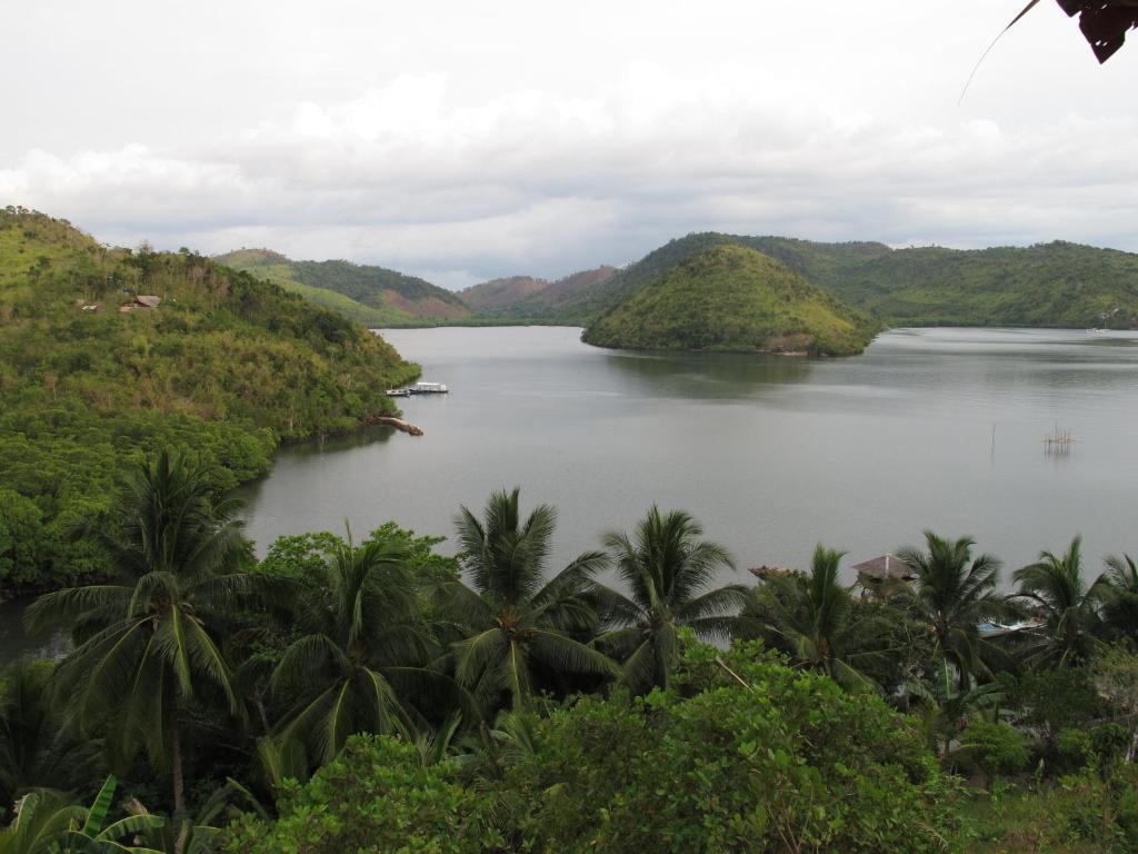 Coral Bay Beach And Dive Resort Busuanga Exterior foto